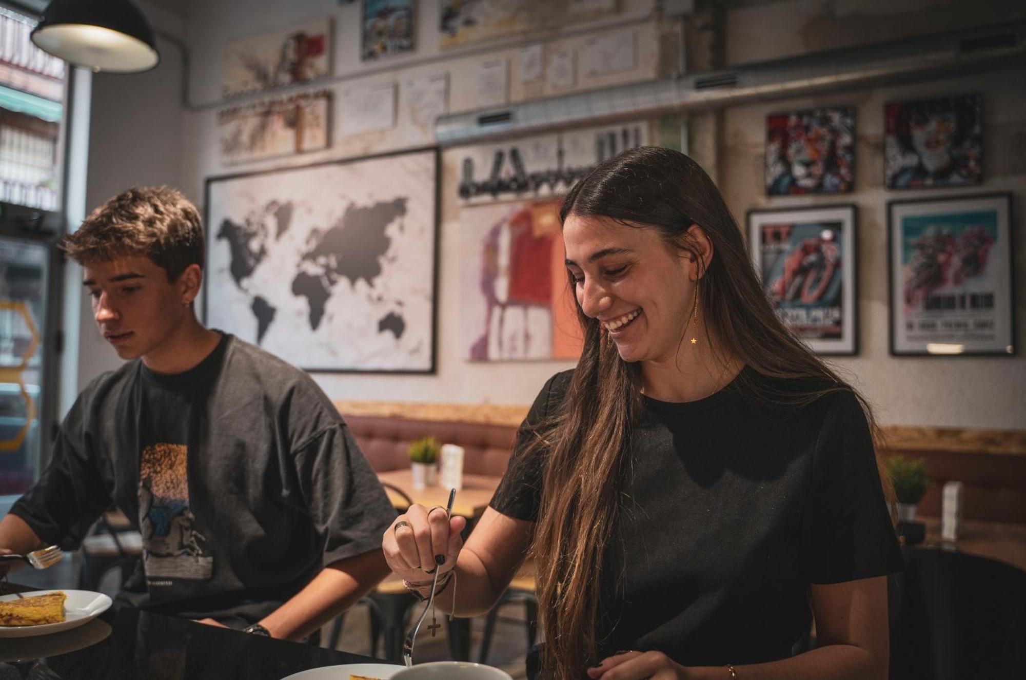 Gallery Hostel Madrid Residencia מראה חיצוני תמונה